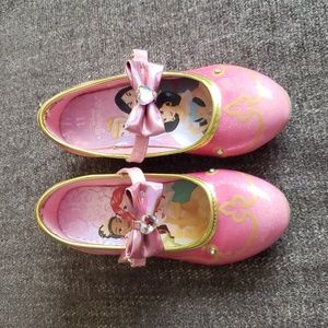 Girls Disney shoes!